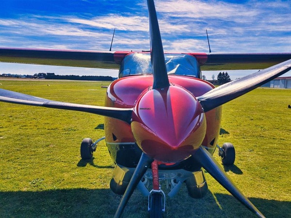 Cessna P-210 Turbine Silver Eagle