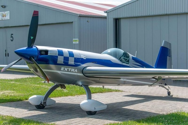 Extra 300 SC