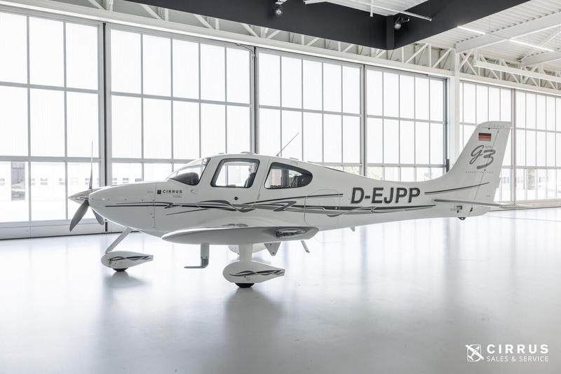 Cirrus SR22