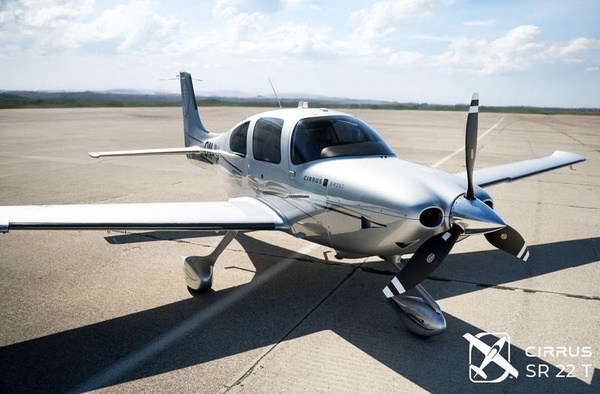 Cirrus SR22