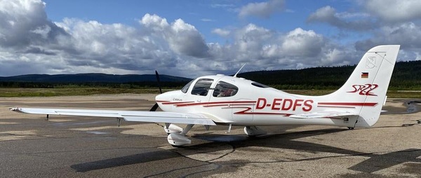 Cirrus SR22 G1