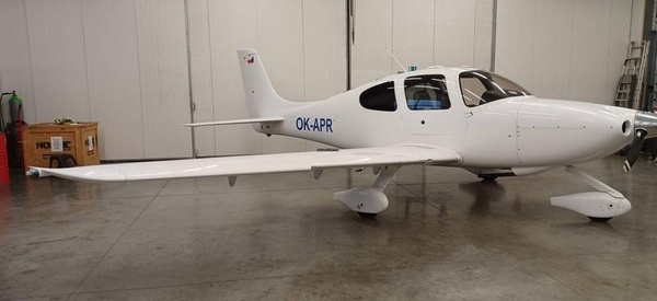 Cirrus SR20