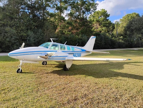 Beechcraft 58 Baron