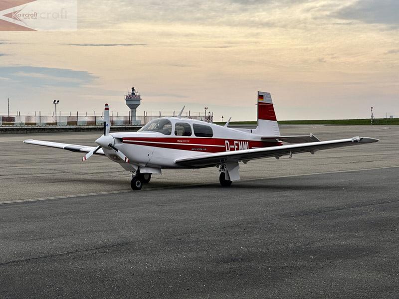 Mooney International M20