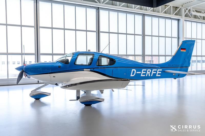 Cirrus SR22