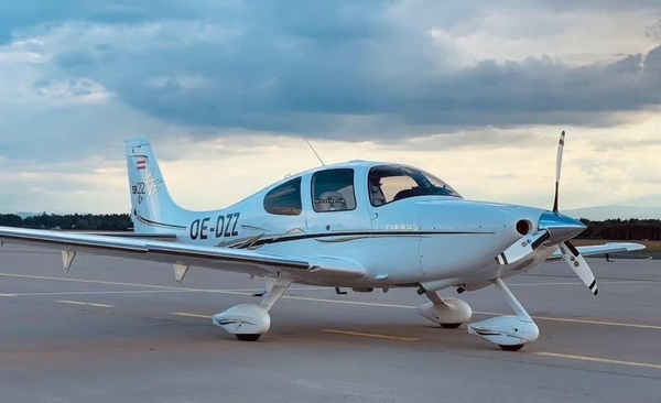 Cirrus SR22