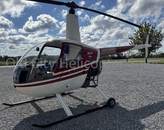 Robinson Helicopter R22