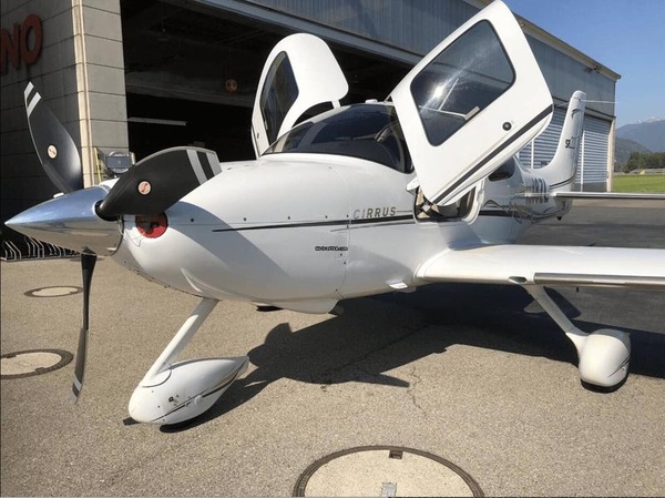Cirrus SR22
