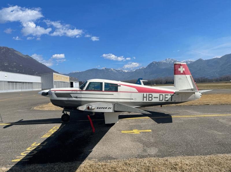 Mooney International M20