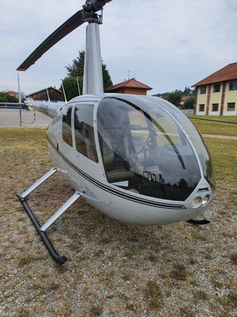 Robinson Helicopter R44