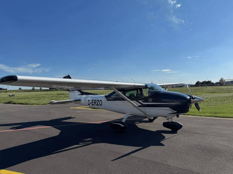 Cessna 182