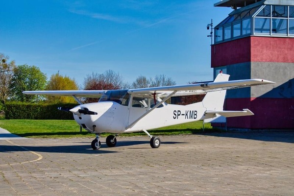 Cessna F172