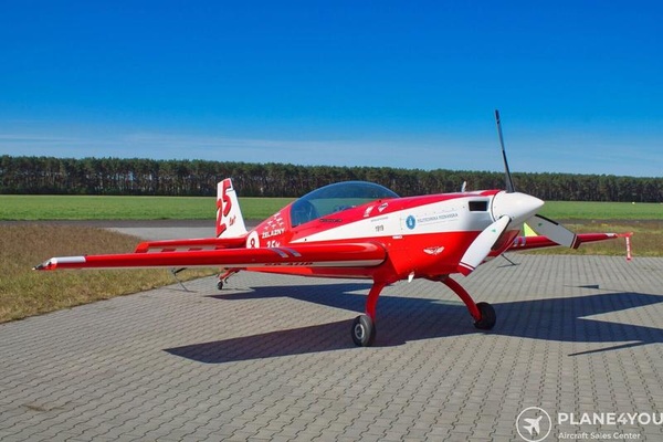 Extra 330 LC