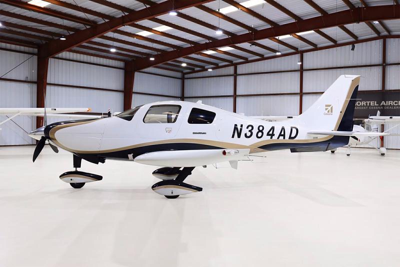 Cessna 400
