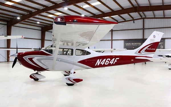 Cessna 182