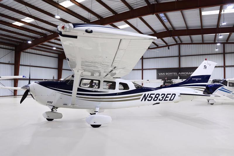 Cessna T206