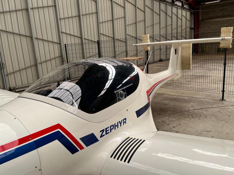 ATEC v.o.s Na Vallech 445,290 01 Podebray Zephyr 2004 C