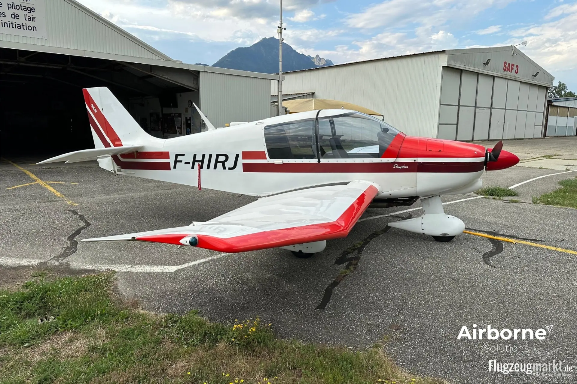 Robin DR-400