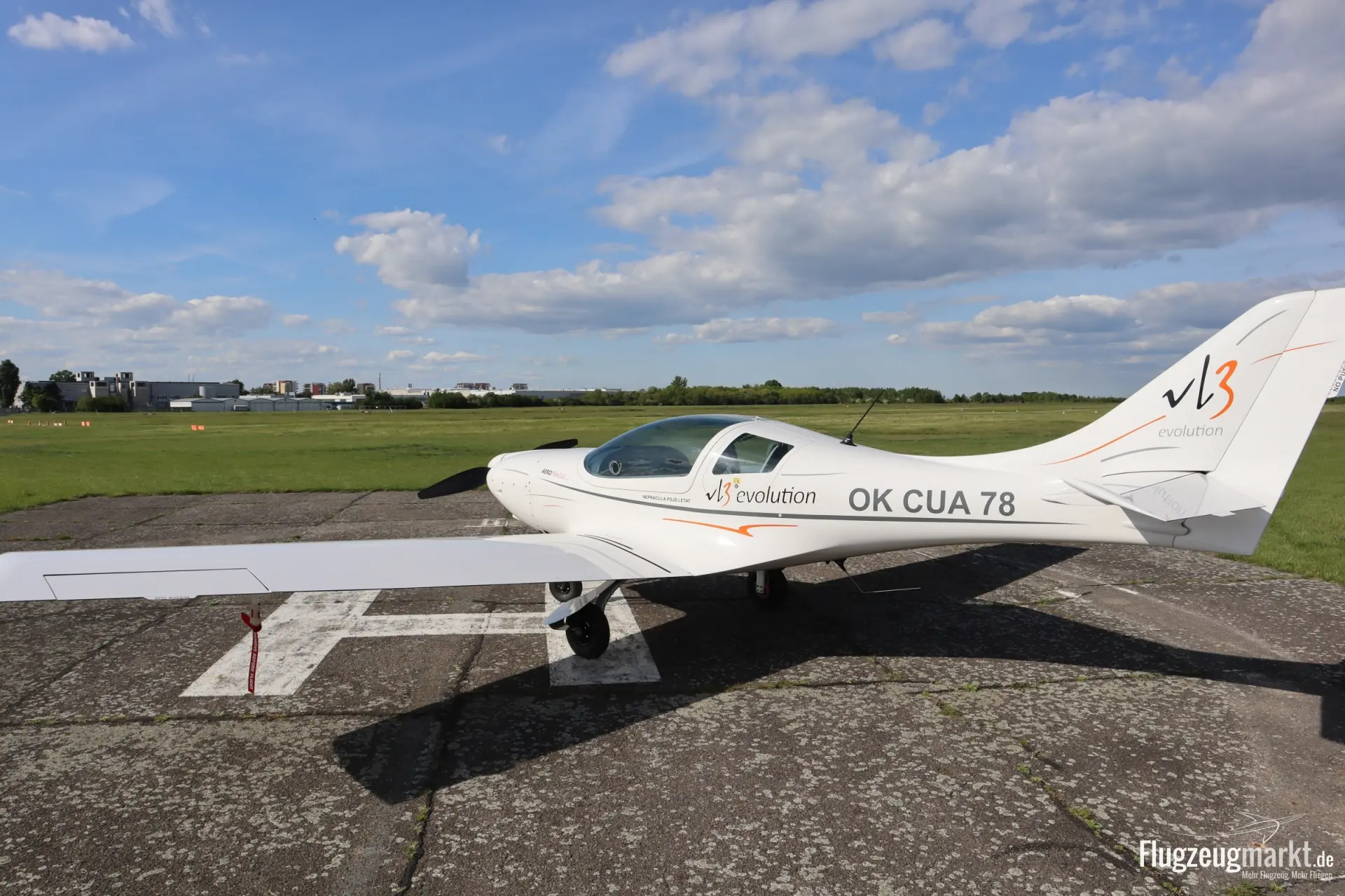 JMB Aircraft s.r.o VL3