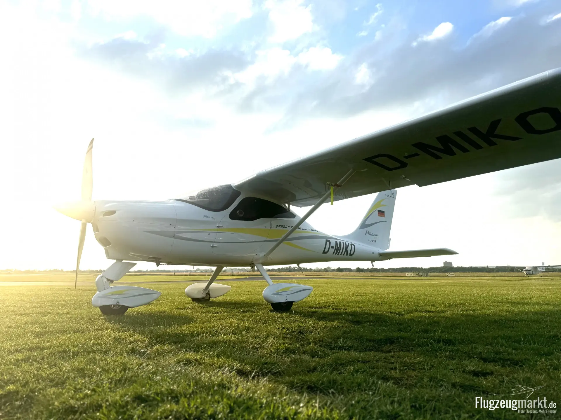 Tecnam P92