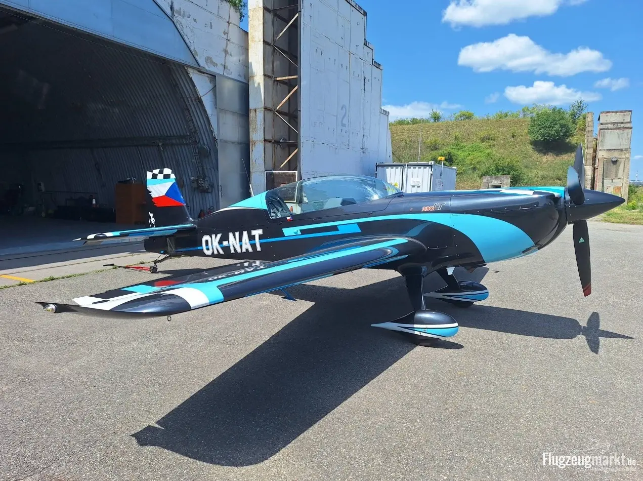 Extra Extra 330LT