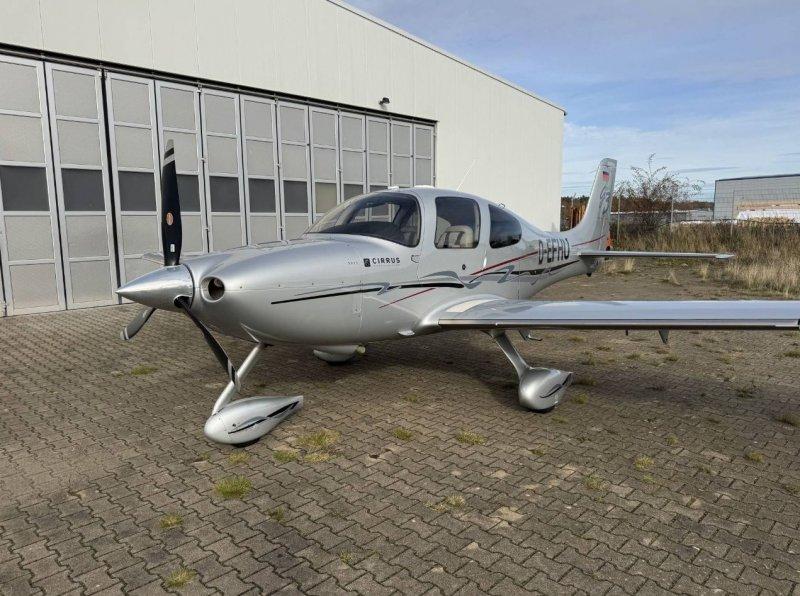 Cirrus SR22 G3