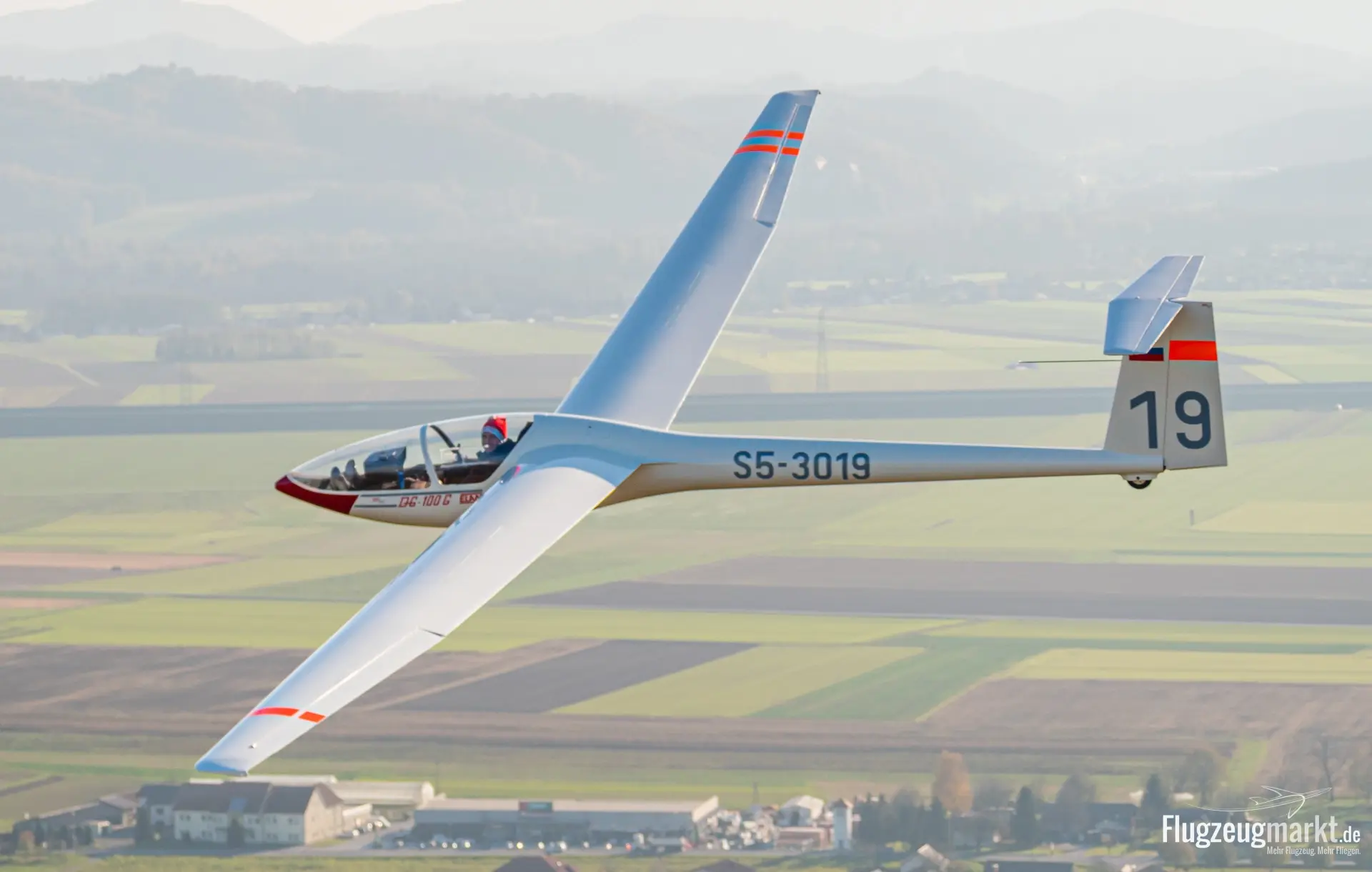 DG DG-100