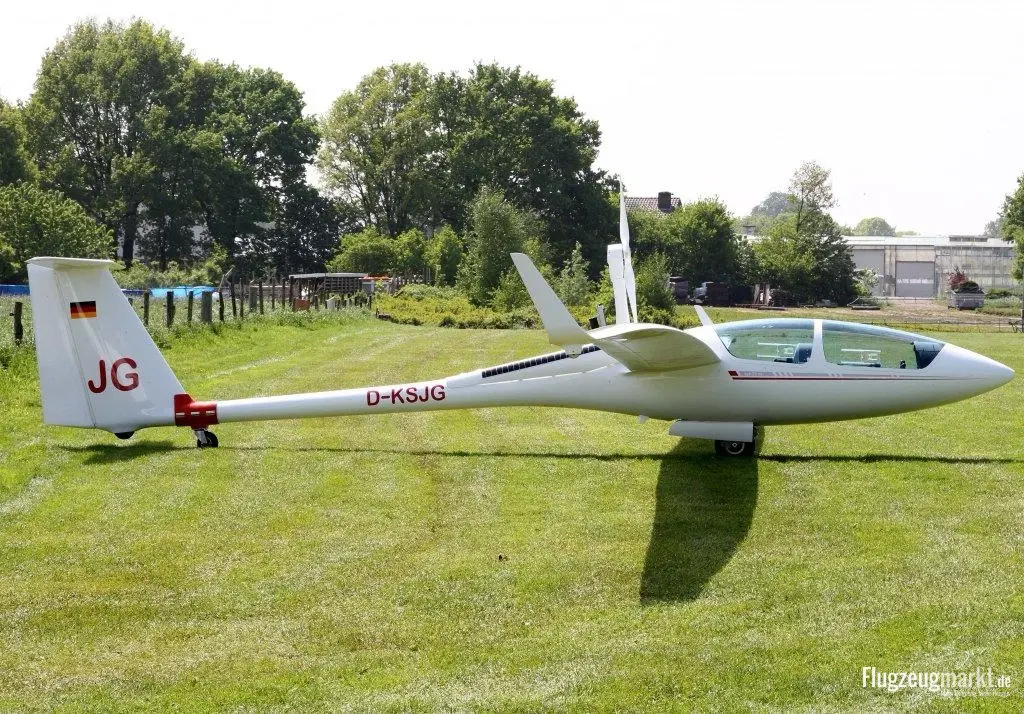 Alexander Schleicher ASH 25