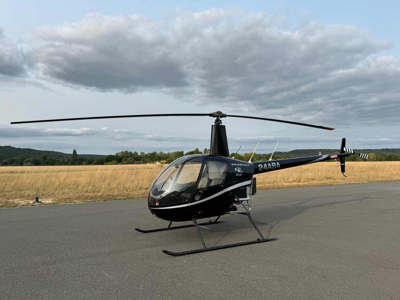 Robinson Helicopter R22