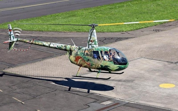 Robinson Helicopter R44