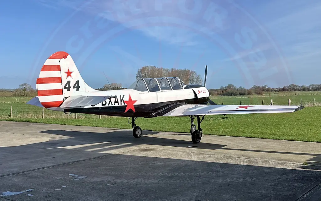 Yakovlev Yak-52