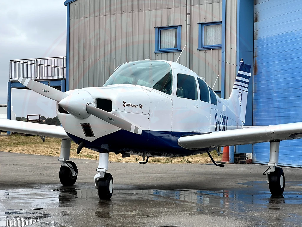Beechcraft C23 Sundowner 180