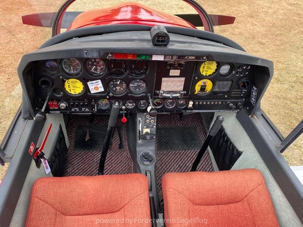 Robin DR-400