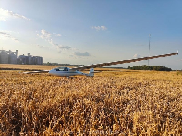 Alexander Schleicher ASW 15 WL (A)