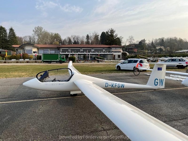 Schempp-Hirth Ventus-2 15m, 18m with winglets
