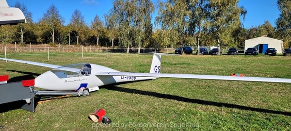 Schempp-Hirth Mini-Nimbus 15m, Club