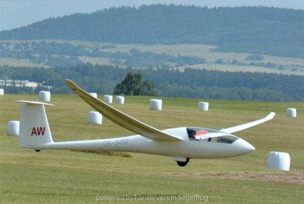 Schempp-Hirth Ventus 18m