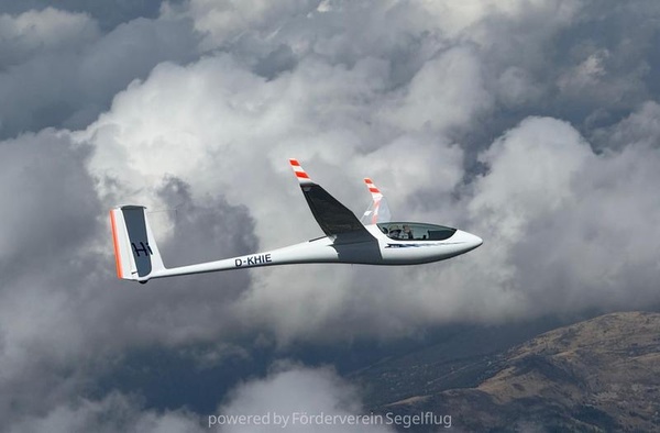 Alexander Schleicher ASH 26 18m