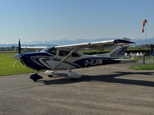 Cessna 182