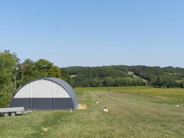 Location emplacement Hangar