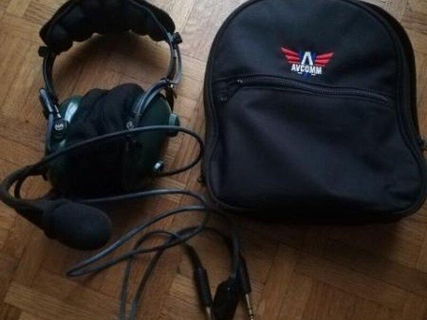 AV COMM AC-900 PNR