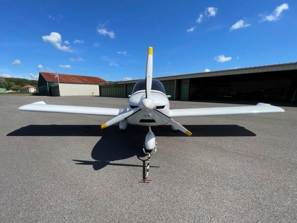 Evektor Eurostar R 912 ULS