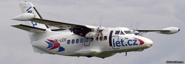 LET L-410